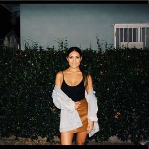 Meet your Posher, Elise